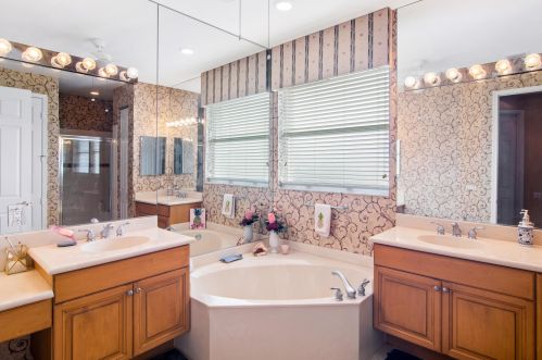 410 Aqua Vista Ln, Fort Pierce FL  34986-2645 exterior