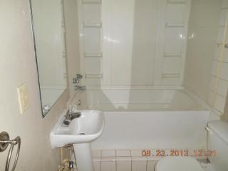 612 Park Ave, Springfield MO  65802-4514 exterior