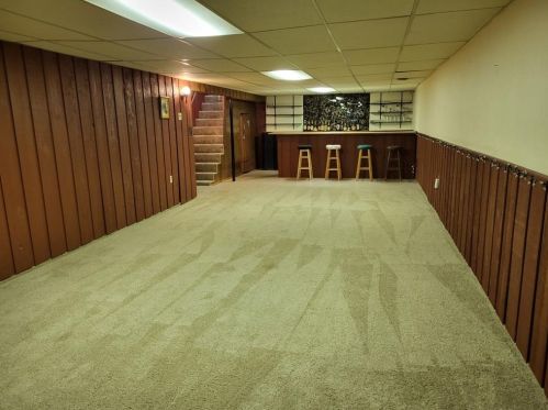 820 14 St, Mishawaka IN 46544-5527 exterior