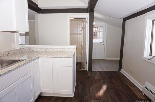 47 Prospect St, Torrington CT 06790-6328 exterior