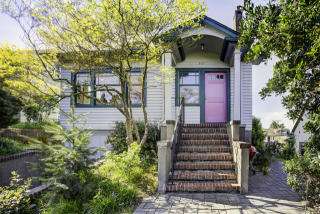 307 48th St, Seattle WA  98107-3540 exterior