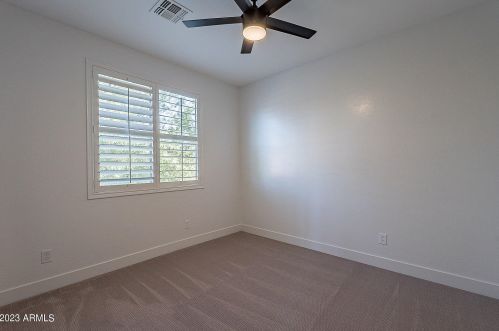 27002 23 Dr, Phoenix AZ 85085-4708 exterior