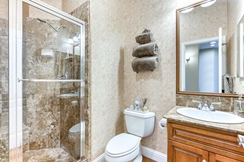 4054 Borders Dr, Folsom CA 95762-5415 exterior