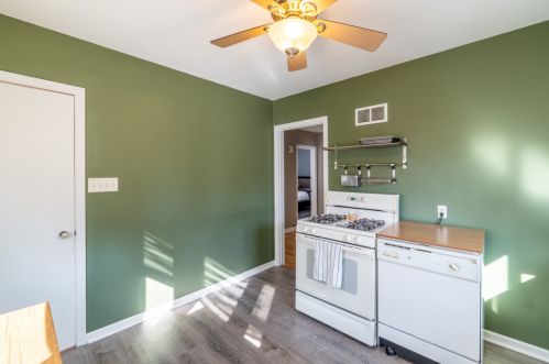 3758 5 Pl, Milwaukee WI 53204-3906 exterior