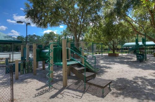 17709 Emerald Green Pl, Tampa FL 33647-2547 exterior