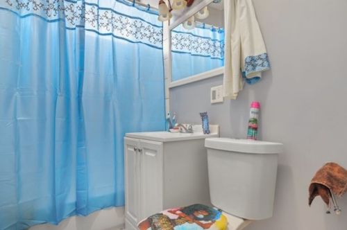 3436 Huron St, Chicago IL 60611-3043 exterior