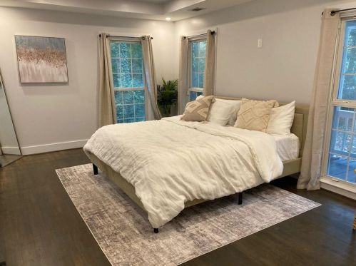 2933 Margaret Mitchell Ct, Atlanta GA 30327-1614 exterior