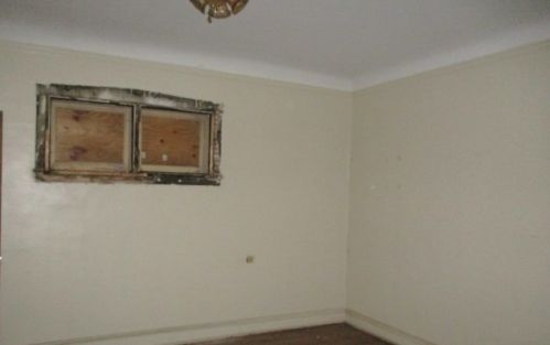 8718 Throop St, Chicago IL 60620-3433 exterior