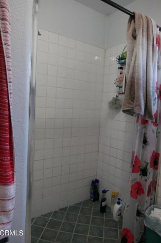 326 Roosevelt Ave, Oxnard CA 93030-3680 exterior