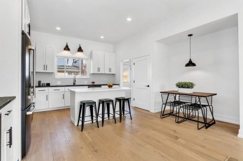 5323 Mccandless Ave, Pittsburgh PA  15201-2223 exterior