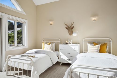 332 Panoramic Hwy, Mill Valley CA 94941-5087 exterior