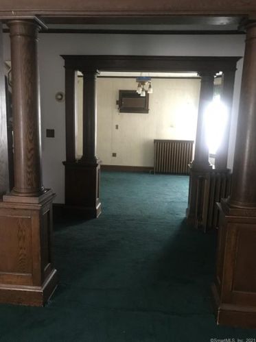 25 Morningside St, Hartford, CT 06112-1141