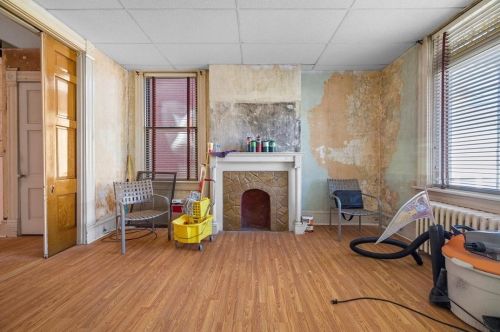 1832 Ley St, Pittsburgh PA 15212-3612 exterior