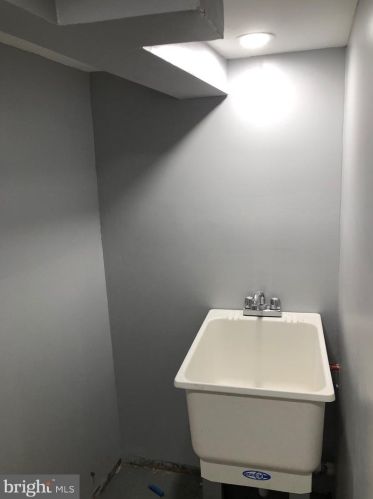 6442 Limekiln Pike, Philadelphia PA 19138-3103 exterior