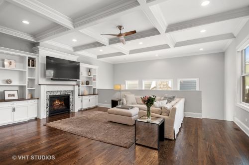 1654 Carmen Ave, Chicago IL 60640-2703 exterior