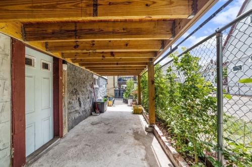 113 Hancock St, Boston MA exterior