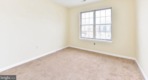 10350 Castlehedge Ter, Silver Spring MD 20902-5808 exterior