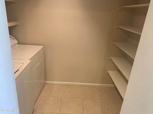 7038 42nd St, Phoenix AZ  85042-8906 exterior