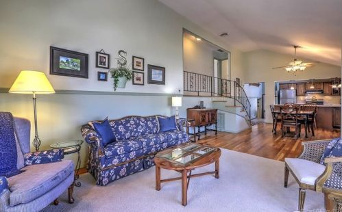 76 Boylston St, Milford CT 06461-2305 exterior