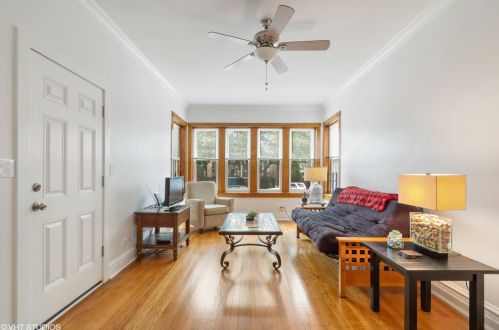 4526 Albany Ave, Chicago, IL 60625-4504