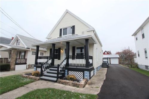 2071 Quail St, Cleveland, OH 44107-5243
