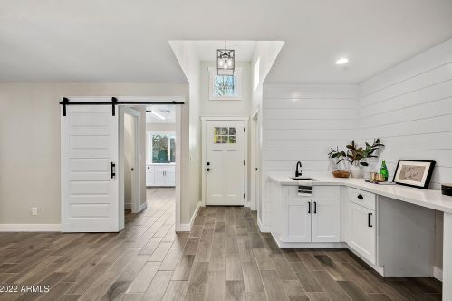 4225 34th Pl, Phoenix AZ  85018-4737 exterior