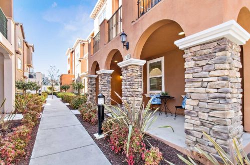 1801 Lee Way, Milpitas CA 95035-9013 exterior