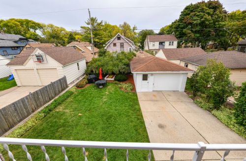 2508 Lefeber Ave, Milwaukee WI 53213-1222 exterior