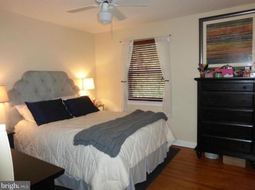 713 Columbus St, Alexandria VA  22314-1850 exterior