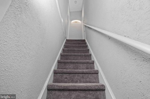 907 Mulberry St, Chester PA 19015-3045 exterior