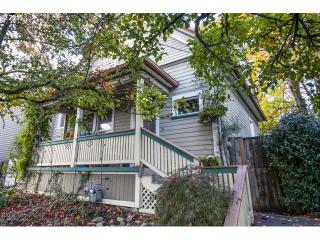1921 25th Ave, Portland, OR 97210-2547
