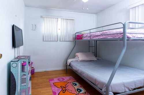 211 Ingram Ave, Pittsburgh PA  15205-2008 exterior