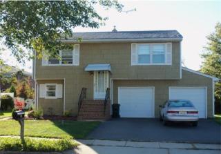 10 Joyce Dr, Piscataway NJ  08854-3418 exterior