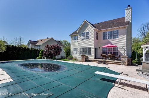 19 Cres Rd, Old Bridge NJ 08857-4101 exterior