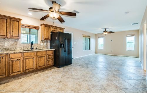 43928 20th St, Phoenix AZ 85006-2323 exterior