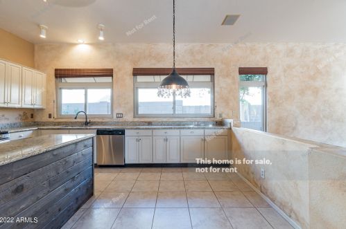 2635 Amberwood Dr, Phoenix AZ 85048-9316 exterior