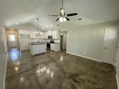 1017 Scullin Ave, Denison, TX 75020-5060