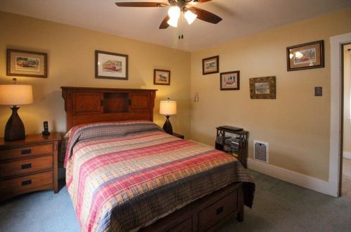 1134 Mississippi Ave, Pittsburgh PA 15216-2520 exterior