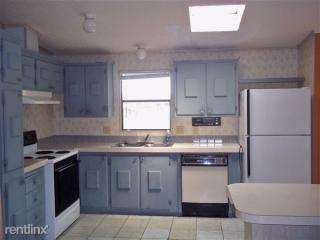 5318 Poppy St, Zephyrhills FL  33541-0715 exterior