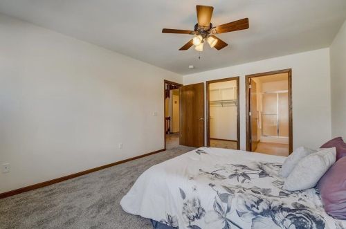 6014 Dell Dr, Madison WI  53718-8200 exterior