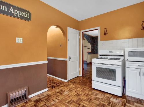 4412 Wabash Ave, Saint Louis MO 63109-1967 exterior