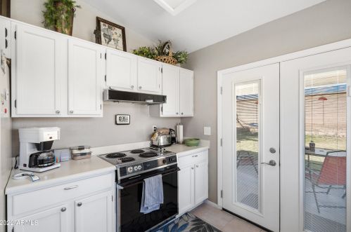 14440 26 Ave, Phoenix AZ 85023-5940 exterior