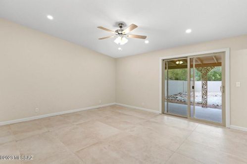 5862 Camino Arenosa, Tucson AZ  85718-4650 exterior