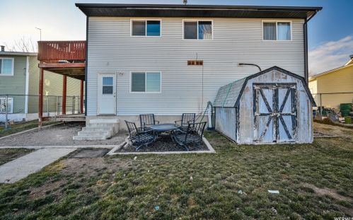 6389 Lotus Way, Taylorsville UT 84081-4302 exterior