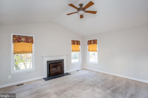 109 Hartman Rd, Pottstown PA 19465-7573 exterior