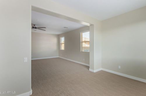 21713 38th Way, Phoenix AZ  85050-4923 exterior