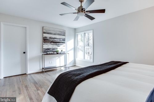 1875 Massachusetts Ave, Mc Lean VA  22101-4906 exterior