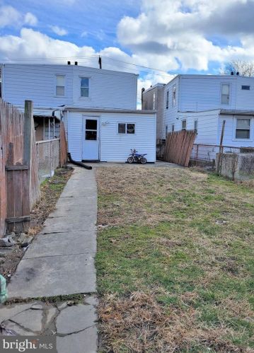 3006 6 St, Chester PA 19013-1706 exterior