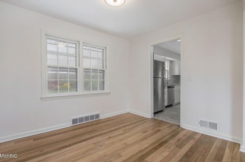 2113 Norman Ave, Meskegon MI  49441-3461 exterior