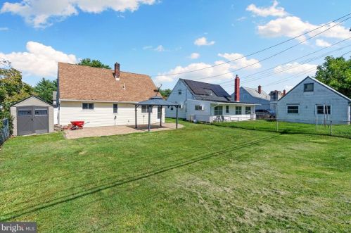 336 Beech St, Pottstown PA 19464-5652 exterior